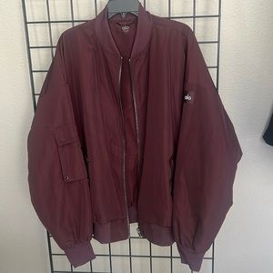 Alo oversized bomber